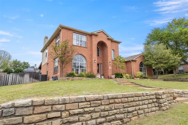 $525,000 | 1790 Lake Breeze Drive, Rockwall, TX 75087