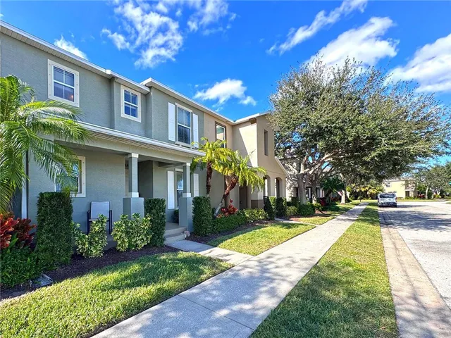 $259,900 | 1644 Pointe West Way, Vero Beach, FL 32966