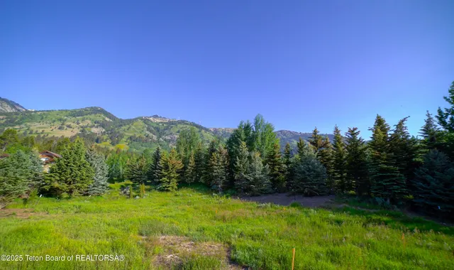 $13,500,000 | 3615 Coyote Creek Road, Teton Village, WY 83025