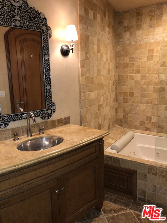 6457 Deep Dell Place Los Angeles, CA 90068 - Photo 12 of 27