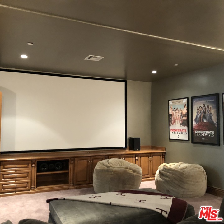 6457 Deep Dell Place Los Angeles, CA 90068 - Photo 14 of 27