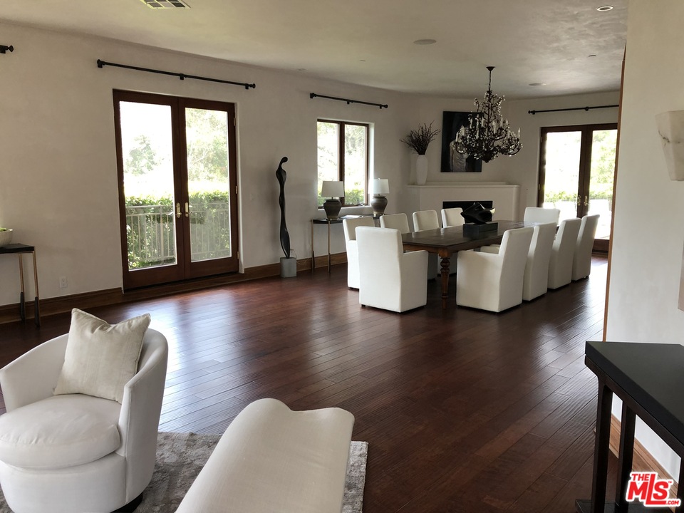 6457 Deep Dell Place Los Angeles, CA 90068 - Photo 3 of 27