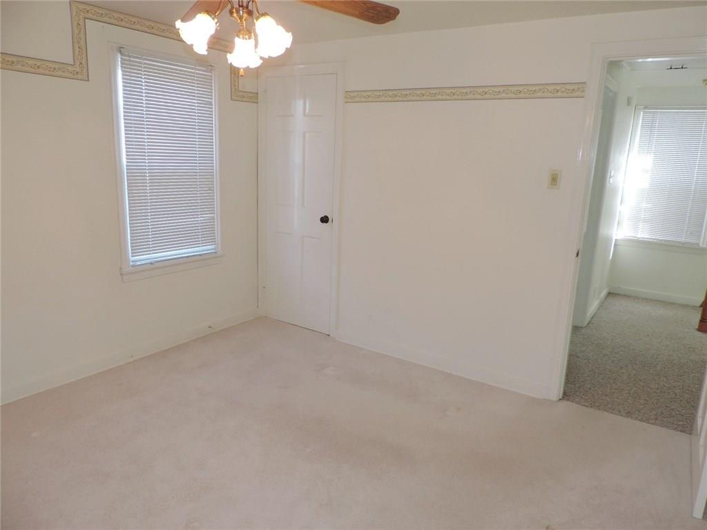 1439 Ridge Avenue Coraopolis, PA 15108 - Photo 13 of 25 Gallery Image 13