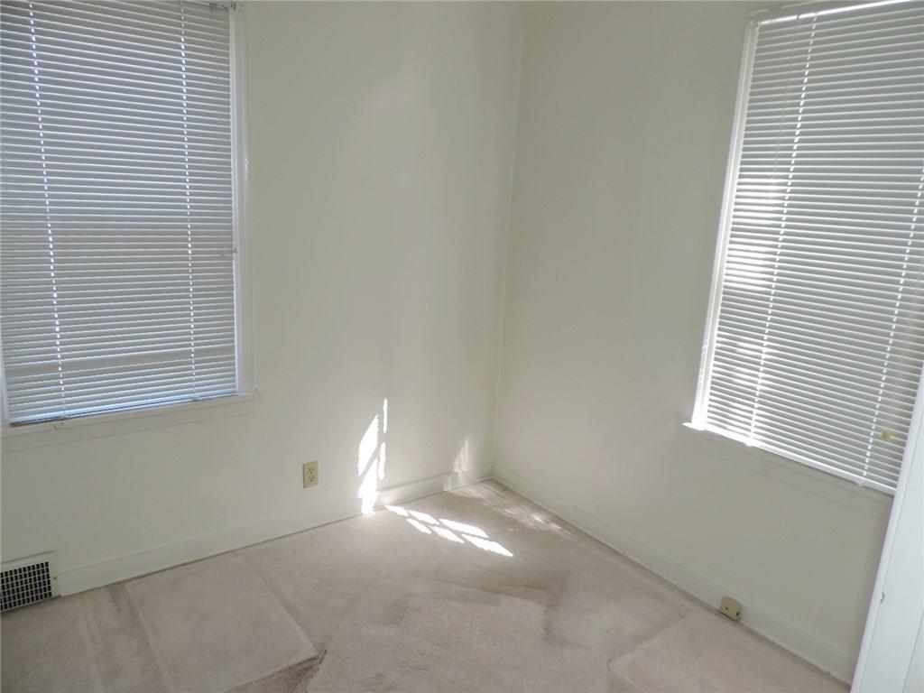 1439 Ridge Avenue Coraopolis, PA 15108 - Photo 14 of 25 Gallery Image 14