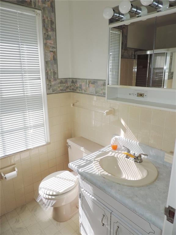1439 Ridge Avenue Coraopolis, PA 15108 - Photo 15 of 25 Gallery Image 15