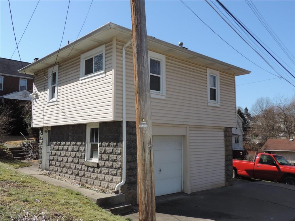 1439 Ridge Avenue Coraopolis, PA 15108 - Photo 19 of 25 Gallery Image 19
