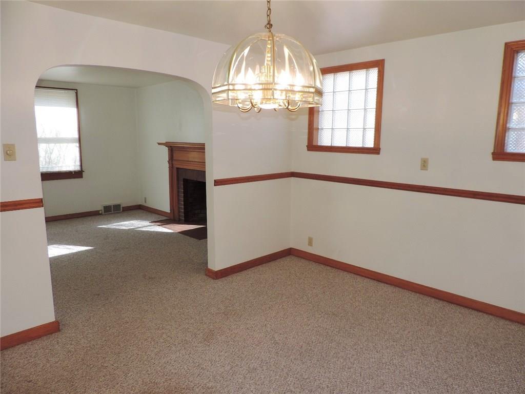 1439 Ridge Avenue Coraopolis, PA 15108 - Photo 5 of 25 Gallery Image 5