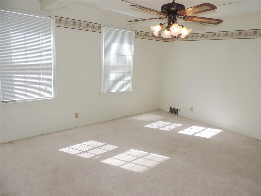 1439 Ridge Avenue Coraopolis, PA 15108 - Photo 10 of 25 Gallery Image 10