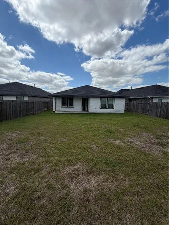 $2,250 | 1618 Fleetwood Crossing, Fresno, TX 77545