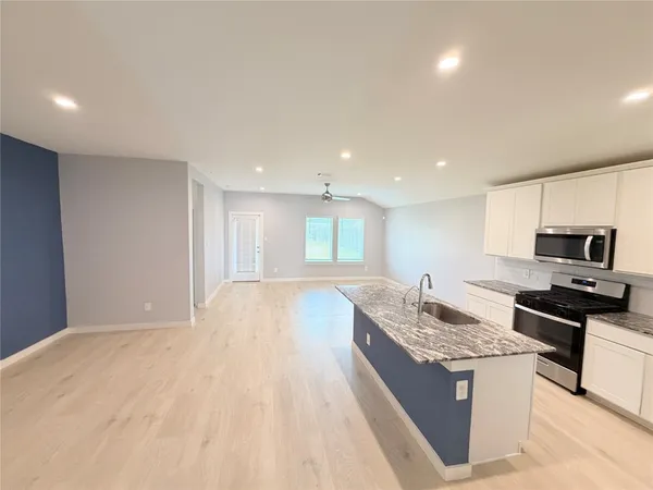 $2,250 | 1618 Fleetwood Crossing, Fresno, TX 77545