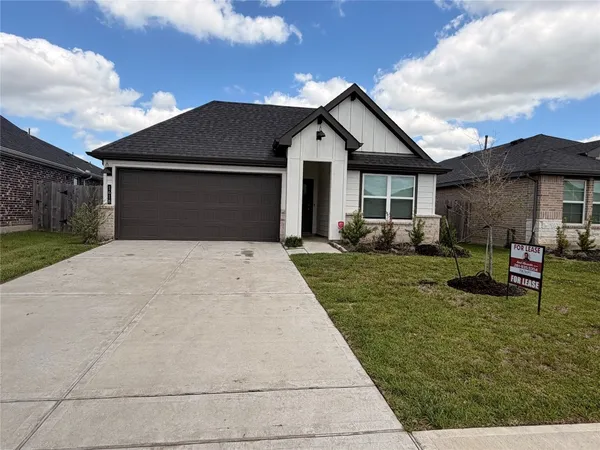 $2,250 | 1618 Fleetwood Crossing, Fresno, TX 77545