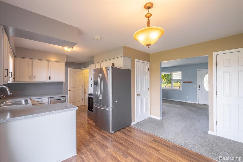 9187 South Nichols Road Gaines, MI 48436 - Photo 6 of 18 Gallery Image 6