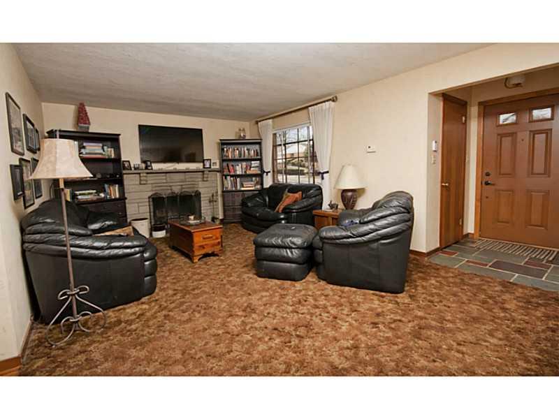 433 Edgewood Road Forest Hills, PA 15221 - Photo 4 of 25 Living Room. Spacious living room