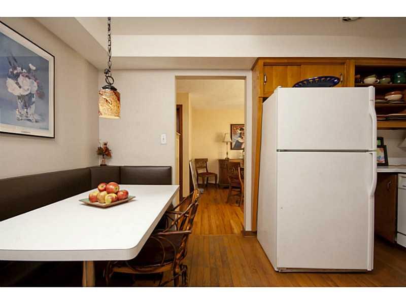 433 Edgewood Road Forest Hills, PA 15221 - Photo 7 of 25 Kitchen. Eat in Kitchen!
