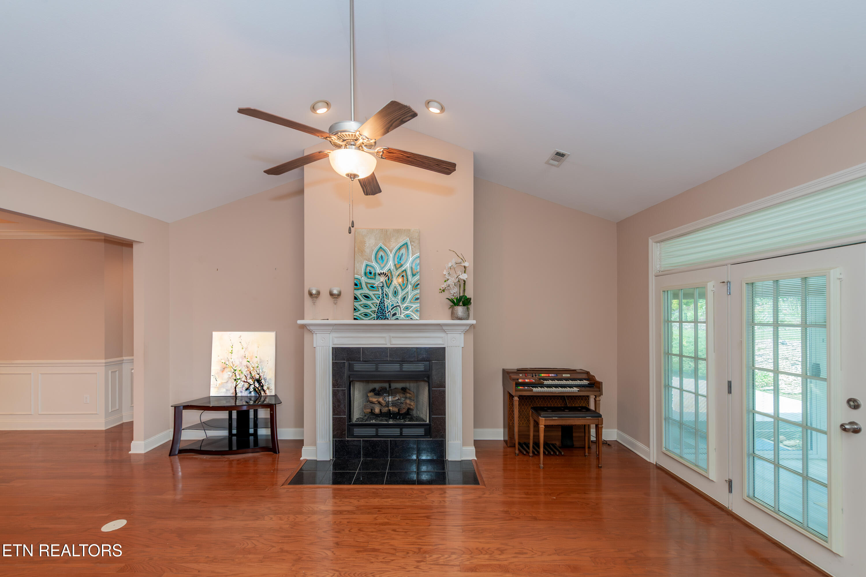120 Meridian Way Clinton, TN 37716 - Photo 8 of 47 DSC_3903-Edit