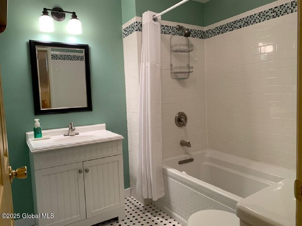 5 Freebern Road, Unit 5D North Creek, NY 12853 - Photo 12 of 12 5D Upstairs Hall Bathroom