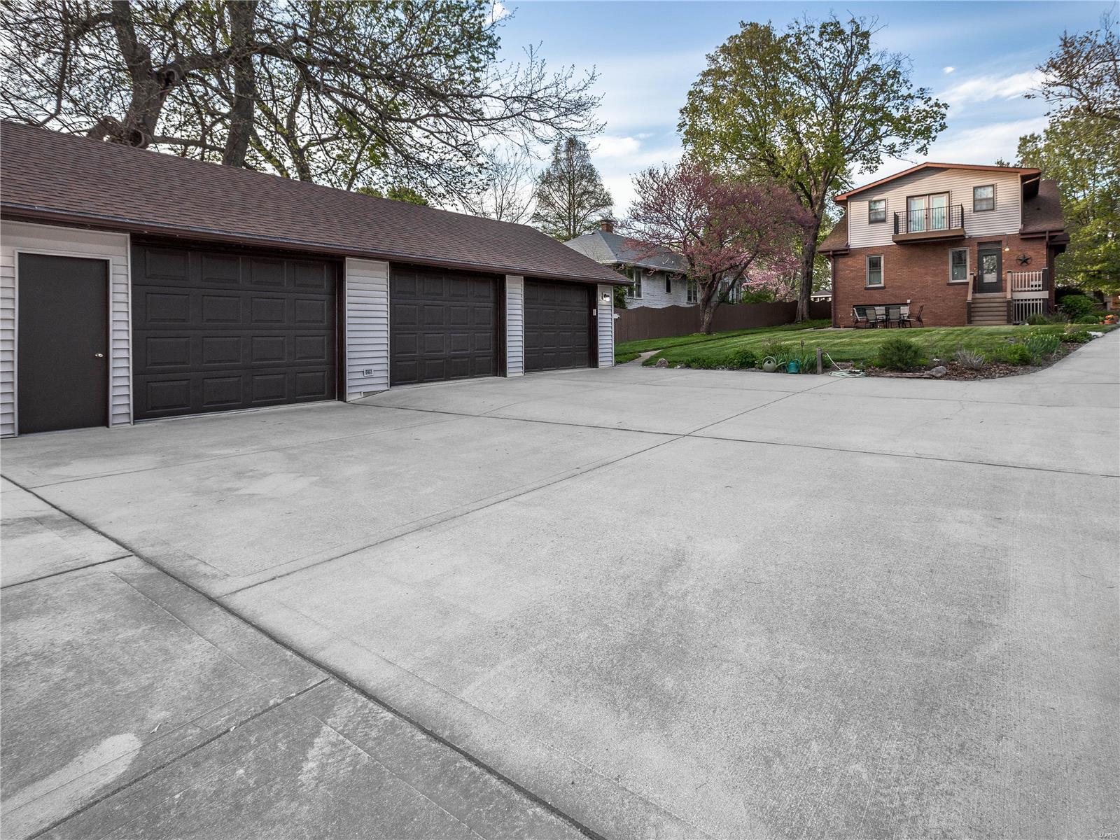 211 Sumner Boulevard Collinsville, IL 62234 - Photo 2 of 56