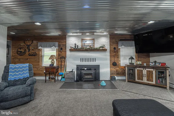 $650,000 | 202 North North Street, Accident, MD 21520