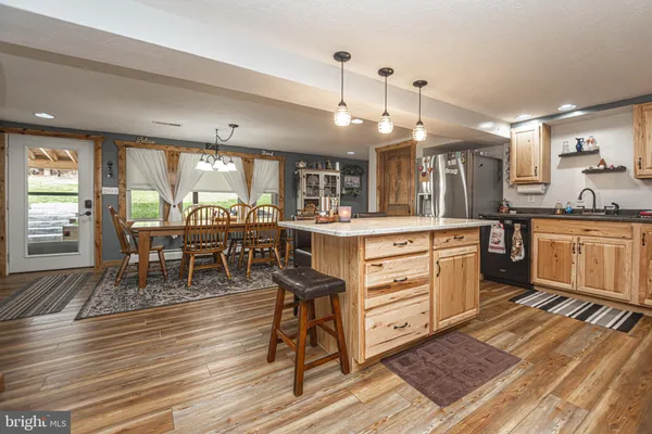 $650,000 | 202 North North Street, Accident, MD 21520