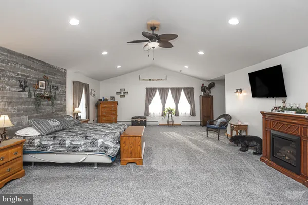 $650,000 | 202 North North Street, Accident, MD 21520