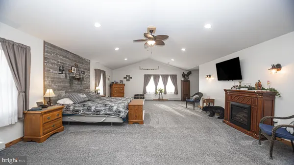 $650,000 | 202 North North Street, Accident, MD 21520