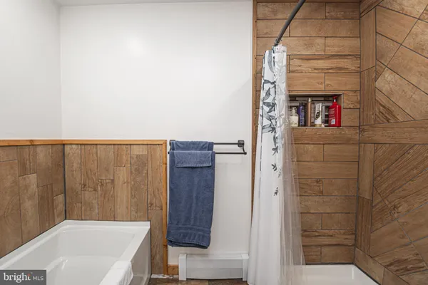 $650,000 | 202 North North Street, Accident, MD 21520