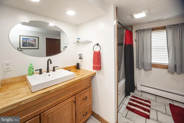 $650,000 | 202 North North Street, Accident, MD 21520