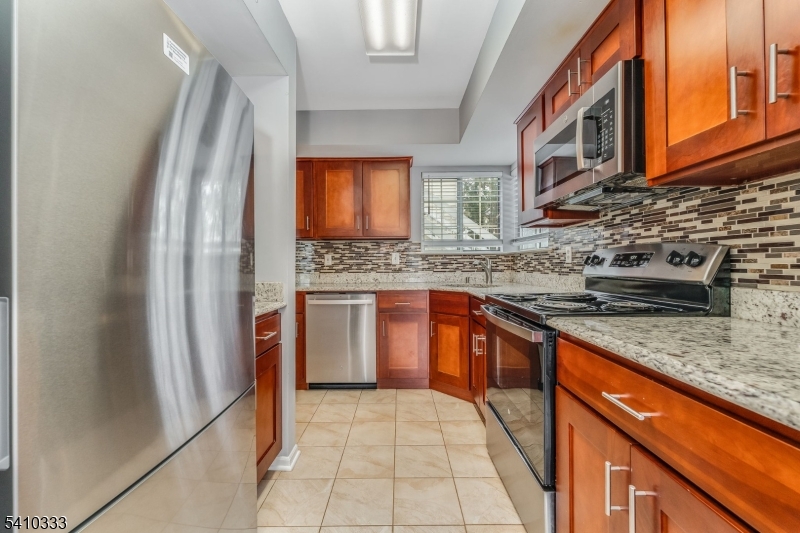 55 Sage Court Bedminster, NJ 07921 - Photo 12 of 23