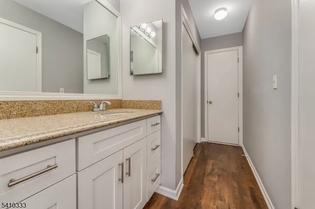 $378,000 | 55 Sage Court, Bedminster, NJ 07921