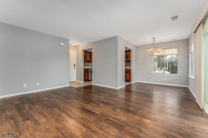 55 Sage Court Bedminster, NJ 07921 - Photo 6 of 23