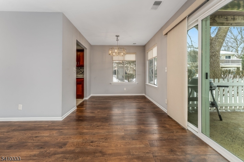 55 Sage Court Bedminster, NJ 07921 - Photo 7 of 23