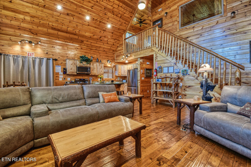 1607 Ridgecrest Drive Sevierville, TN 37876 - Photo 12 of 24 1607-Ridgecrest-Drive-13