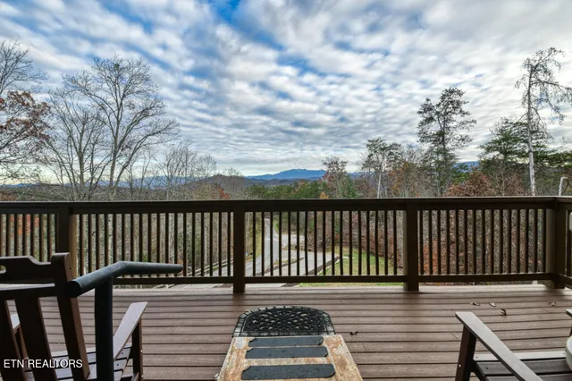 $998,000 | 1607 Ridgecrest Drive, Sevierville, TN 37876
