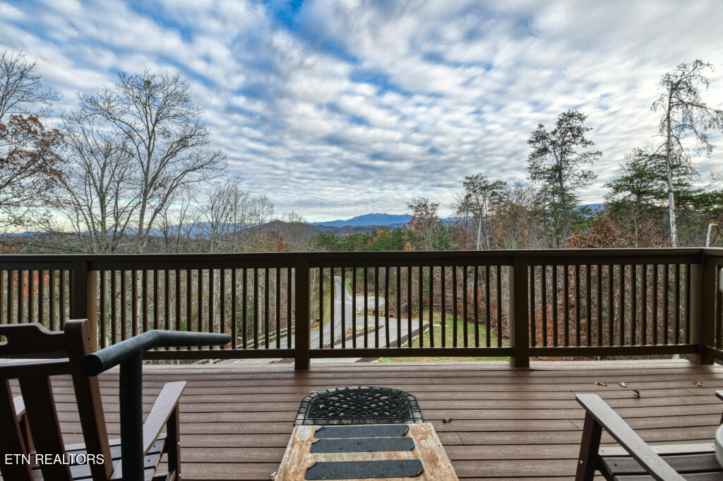 1607 Ridgecrest Drive Sevierville, TN 37876 - Photo 6 of 24 1607-Ridgecrest-Drive-07