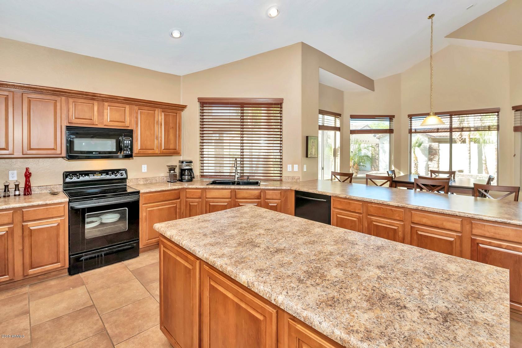 3730 South Martingale Road Gilbert, AZ 85297 - Photo 14 of 32 Kitchen is very spacious
