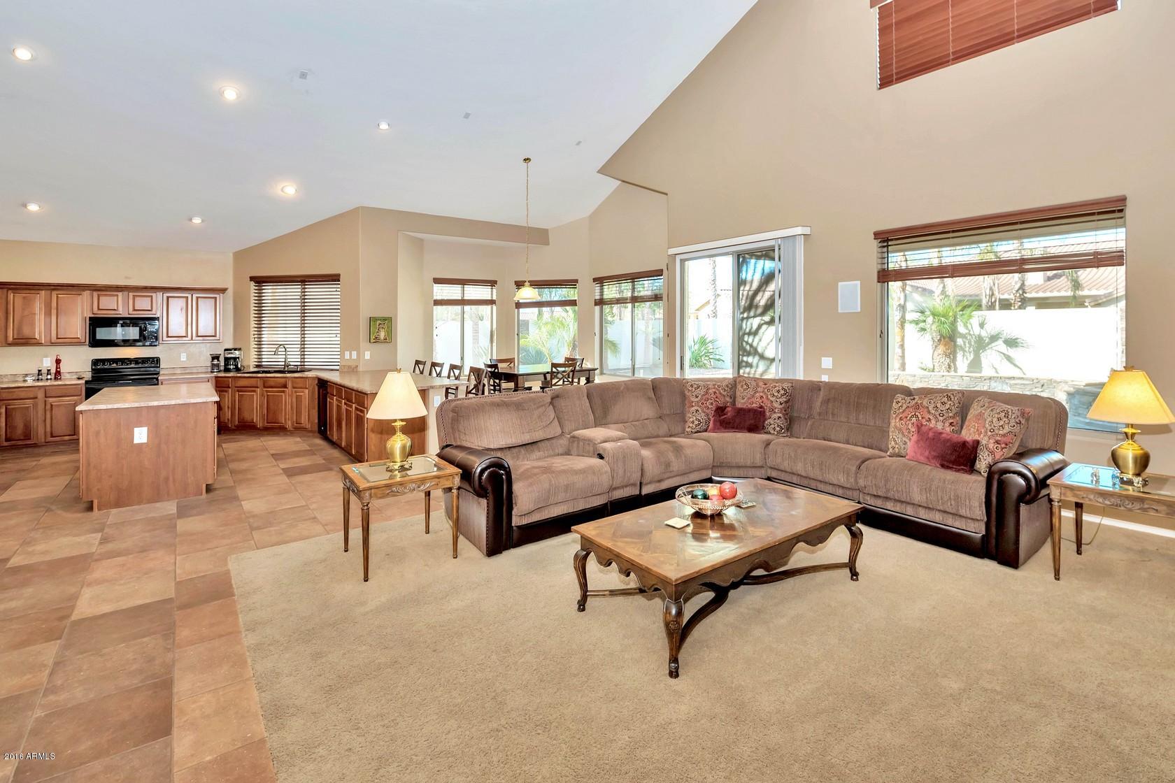 3730 South Martingale Road Gilbert, AZ 85297 - Photo 16 of 32 View of Family Room