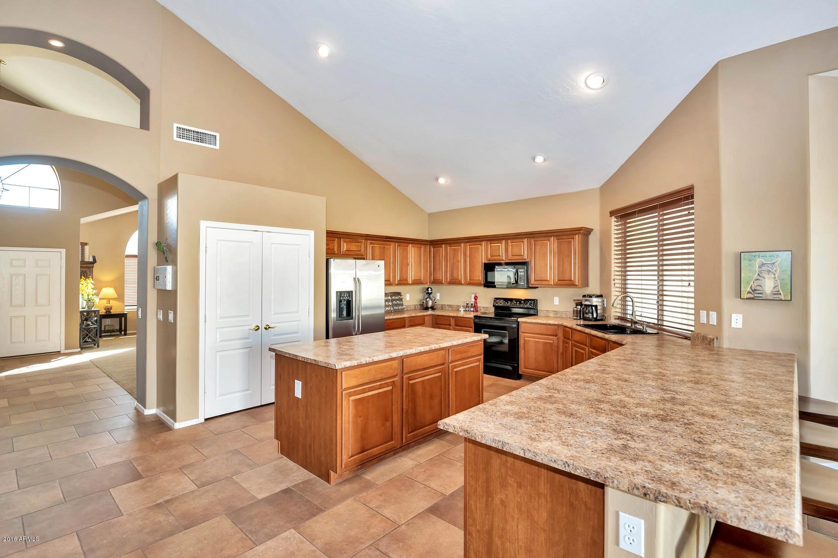 3730 South Martingale Road Gilbert, AZ 85297 - Photo 5 of 32 Expansive Gourmet Kitchen