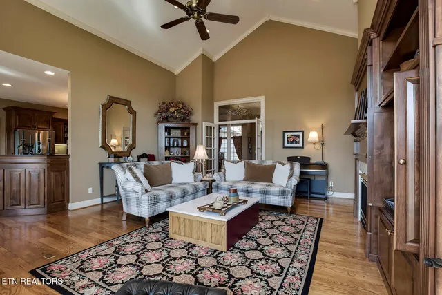 $1,199,000 | 180 Gold Finch Lane, Vonore, TN 37885