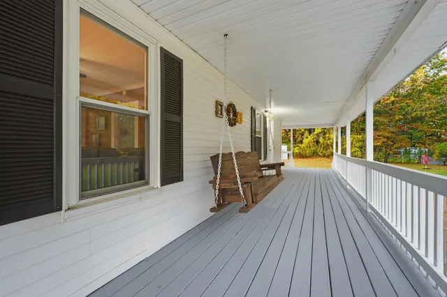 $549,900 | 10 Brady Avenue, Salem, NH 03079