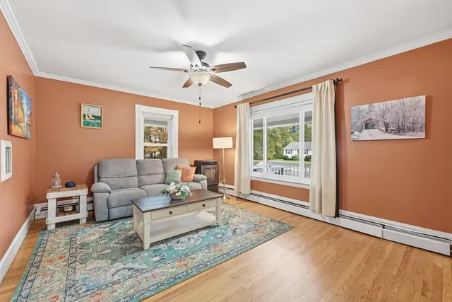 $549,900 | 10 Brady Avenue, Salem, NH 03079