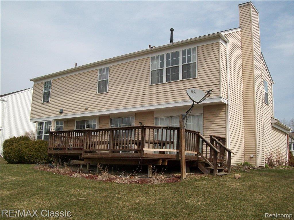 24779 Jamestowne Road Novi, MI 48375 - Photo 17 of 19 Rear Yard