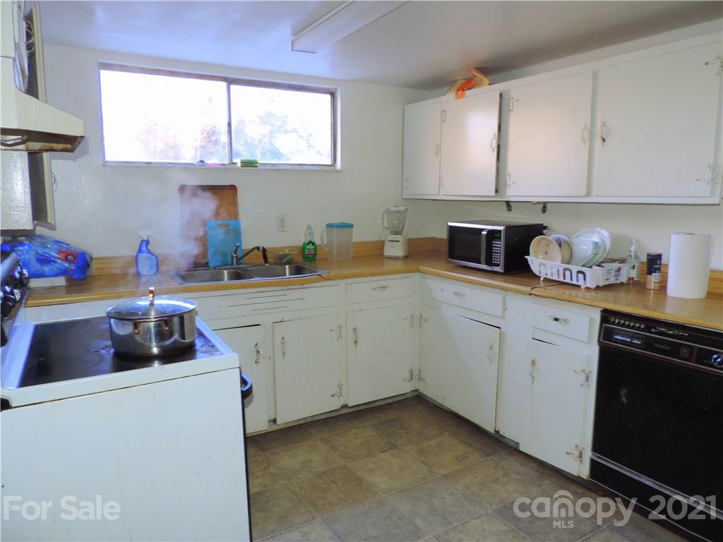 543 Bailey Road Asheville, NC 28806 - Photo 19 of 24 Gallery Image 19