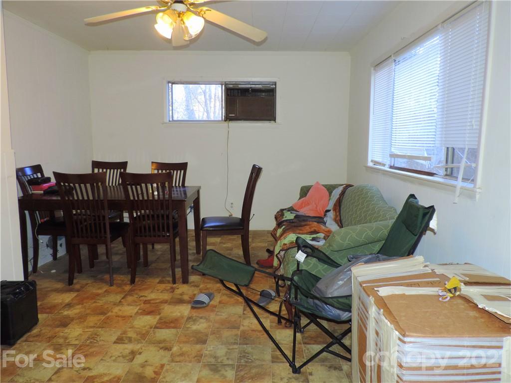 543 Bailey Road Asheville, NC 28806 - Photo 20 of 24 Gallery Image 20