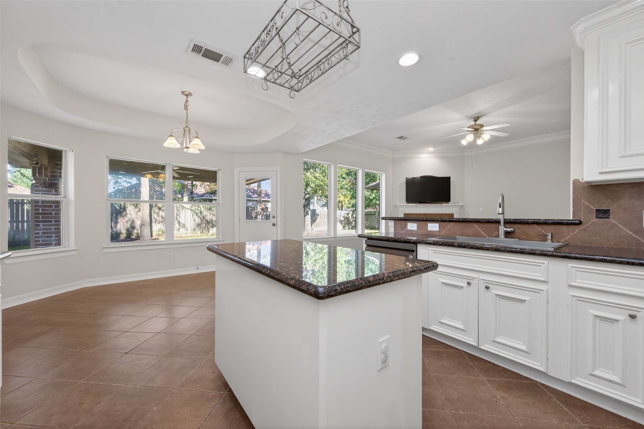 3327 Willowbend Road Montgomery, TX 77356 - Photo 19 of 48