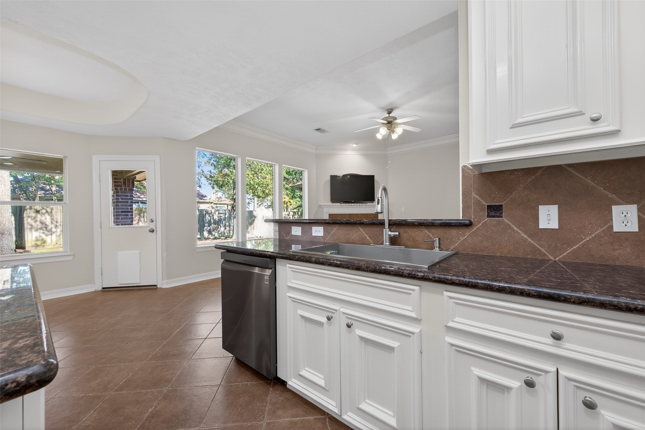 3327 Willowbend Road Montgomery, TX 77356 - Photo 21 of 48