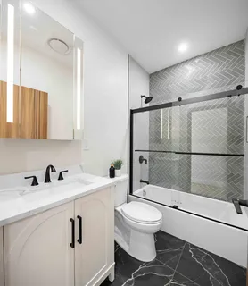 $1,250,000 | 79 East 23rd Street, Bayonne, NJ 07002