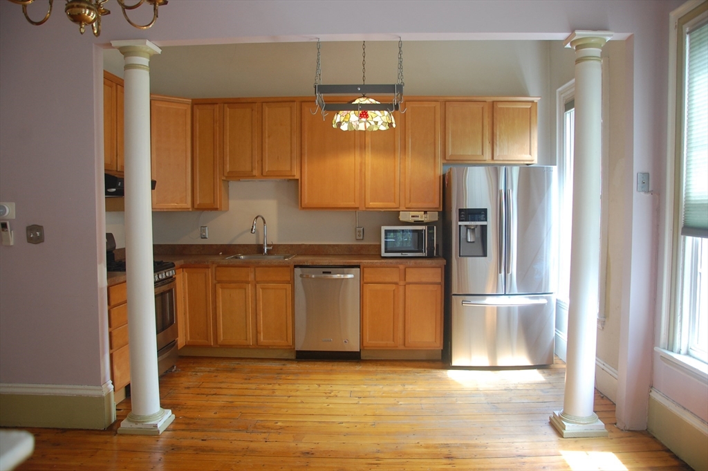 36 Highland Street Boston, MA 02119 - Photo 6 of 17