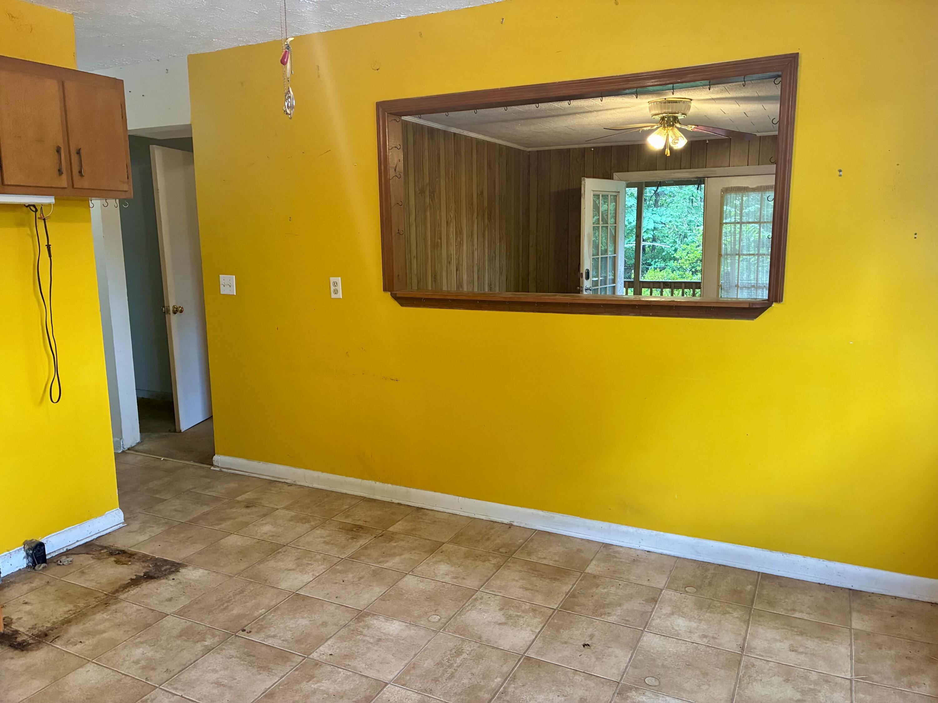 1004 Chestnut Street LaFayette, GA 30728 - Photo 4 of 28 IMG_8368