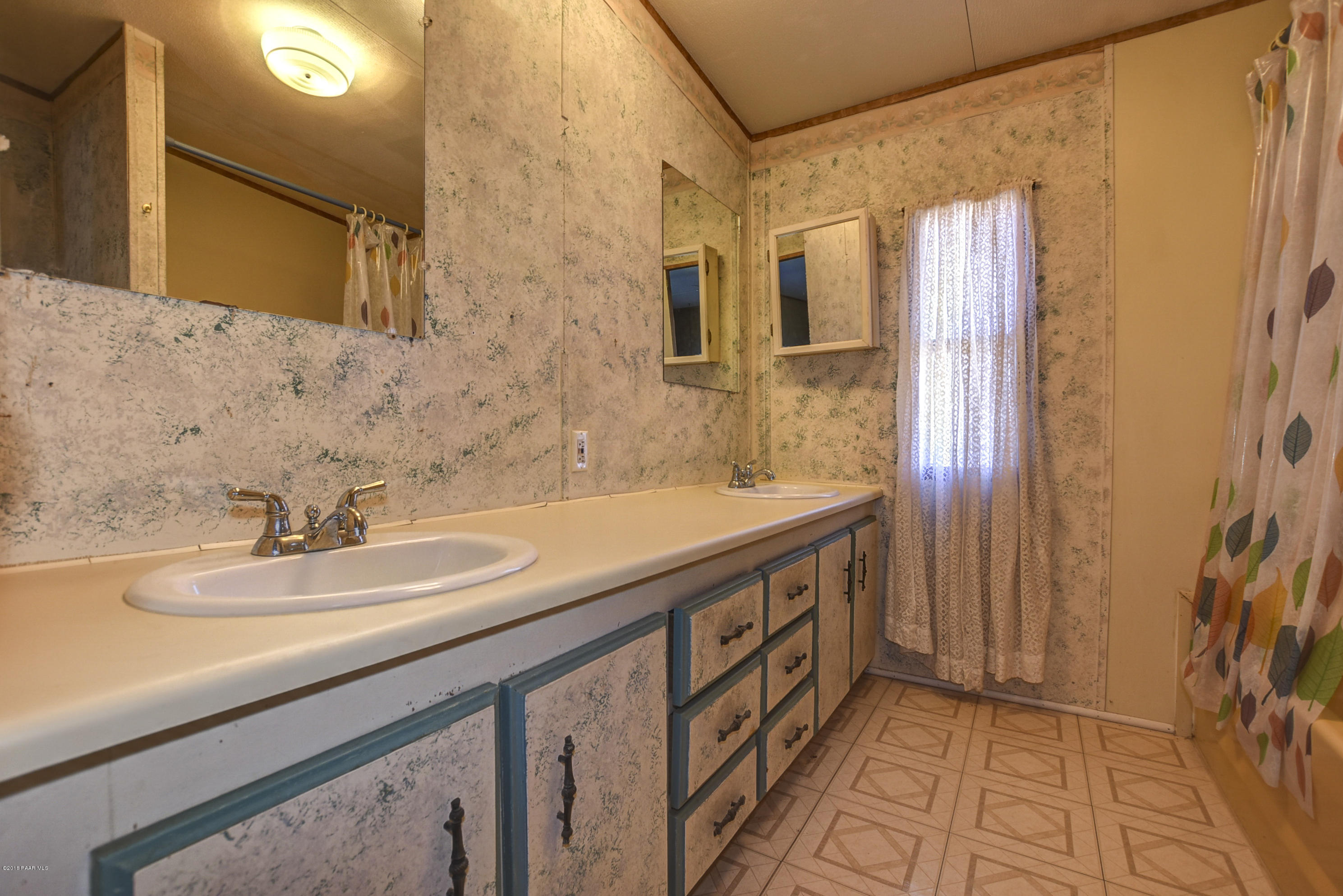 4412 North Ranger Road Prescott Valley, AZ 86314 - Photo 20 of 26 Master Bathroom 1