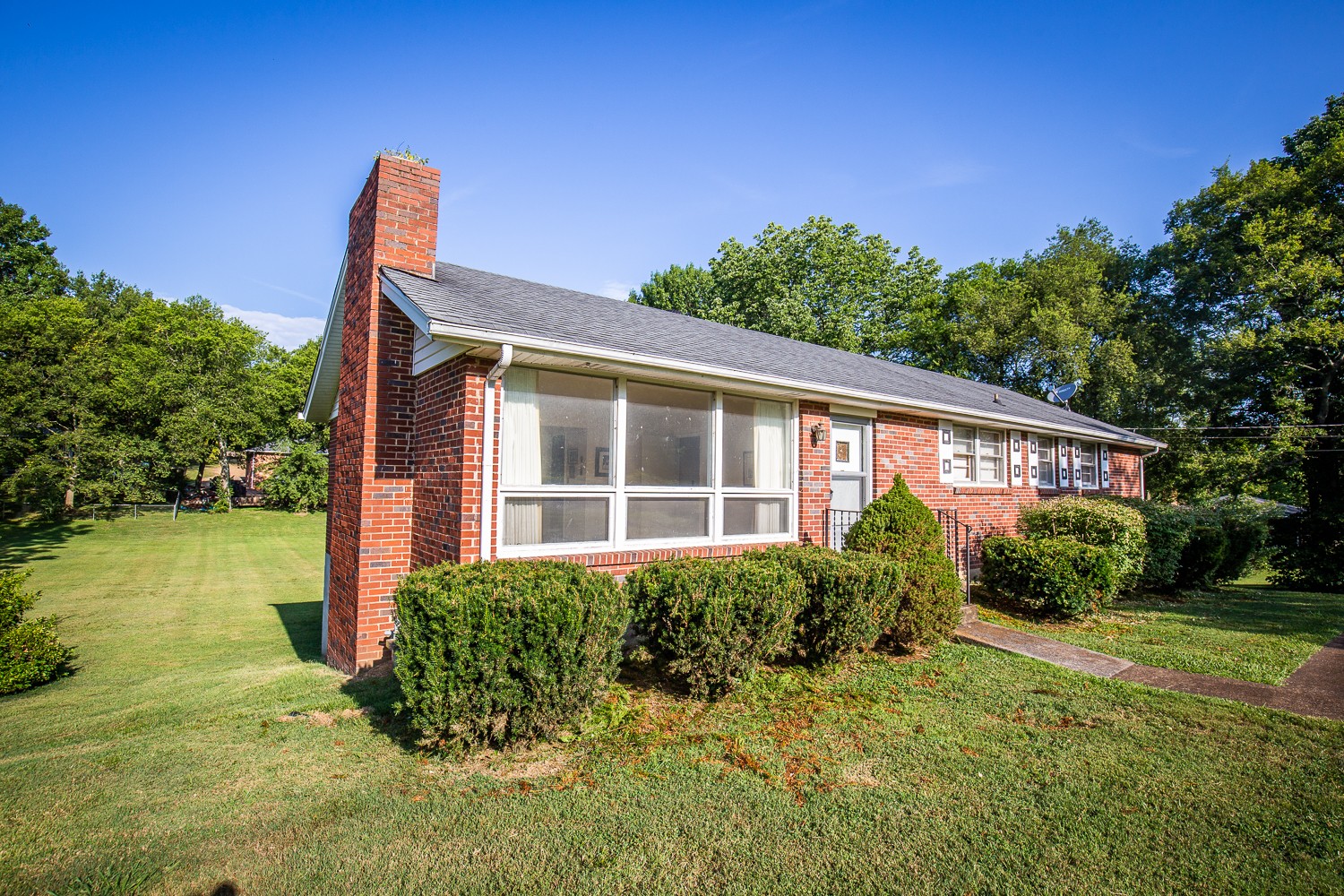 619 Ronnie Road Madison, TN 37115 - Photo 1 of 30 Gallery Image 1